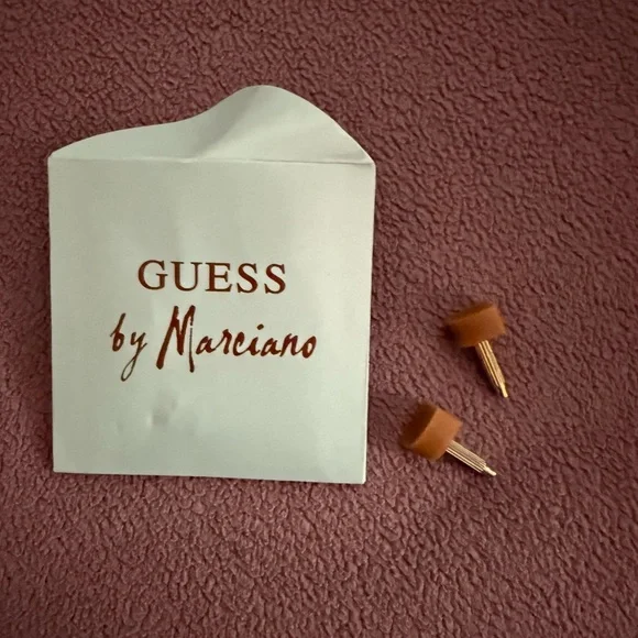 Beautiful Guess by Marciano Gold Stella High Heels. Size 6.5 - Picture 8 of 8